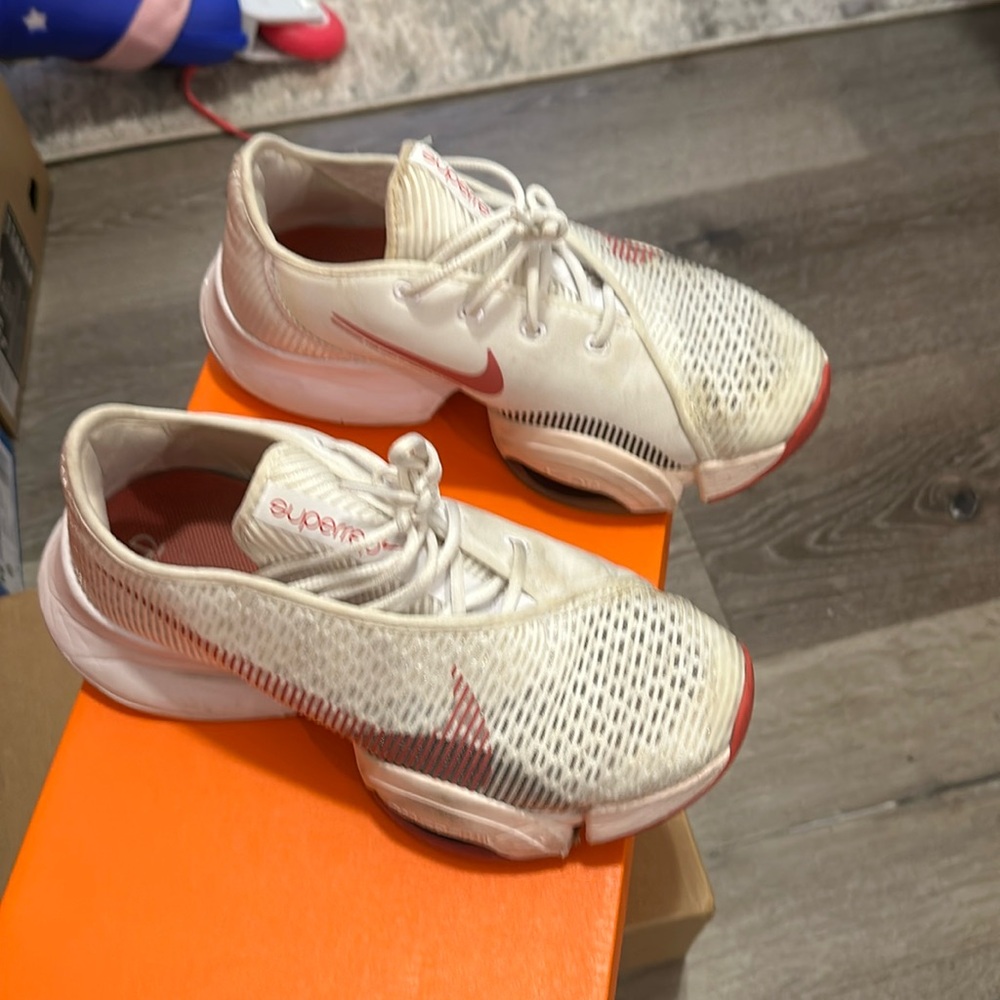 Nike Air Zoom SuperRep - size 6 women